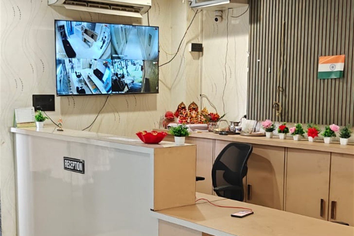 Front Desk Reception at Comfort Stay - Top 10 Best Hotel in Kanpur