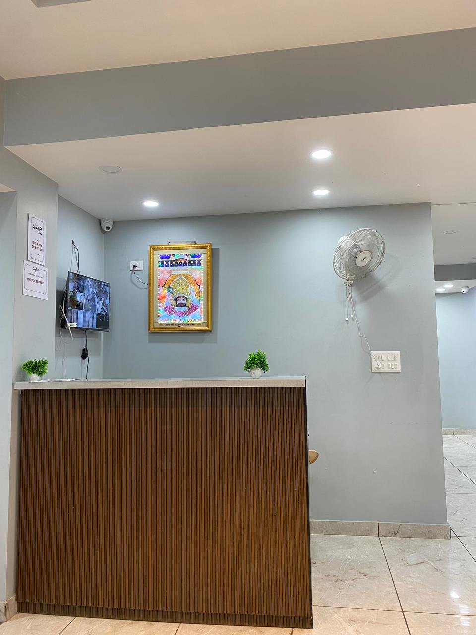 Comfort Zone - Guest Floor Lobby & Corridors
